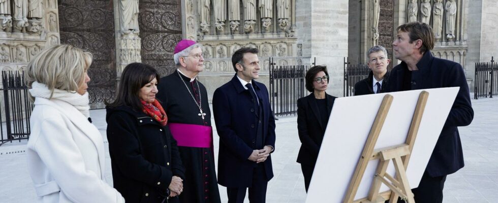 One week before its reopening Notre Dame de Paris unveiled during