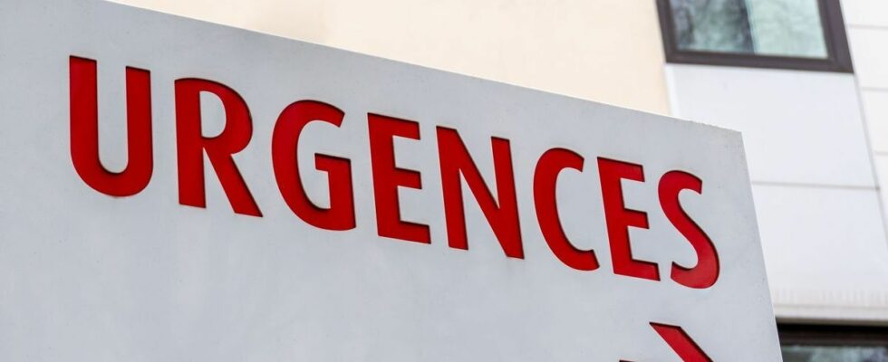 Patients hospitalized in a garage for lack of space the