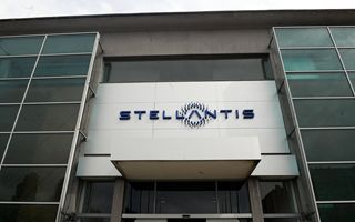 Stellantis will close its van factory in Luton in 2025