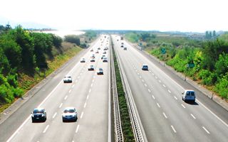 Tax decree funds for state motorways and recovery of waiting