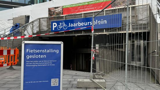 The Jaarbeursplein bicycle shed will remain closed for the time