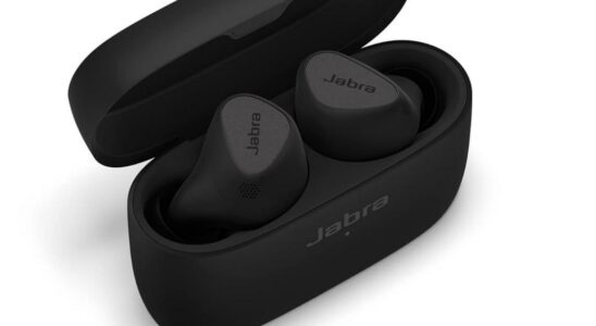 The price dropped to 2 thousand 350 TL Jabra Elite