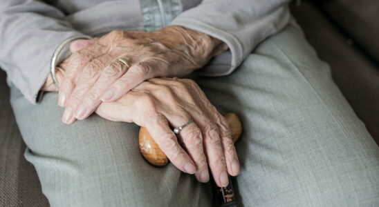 This drug against Alzheimers finally approved but only for certain