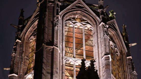 Utrecht looks up Dom Tower shines with new economical lighting