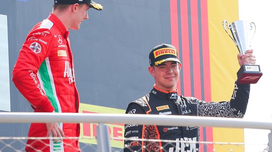 Verschoor surprises with another year of Formula 2