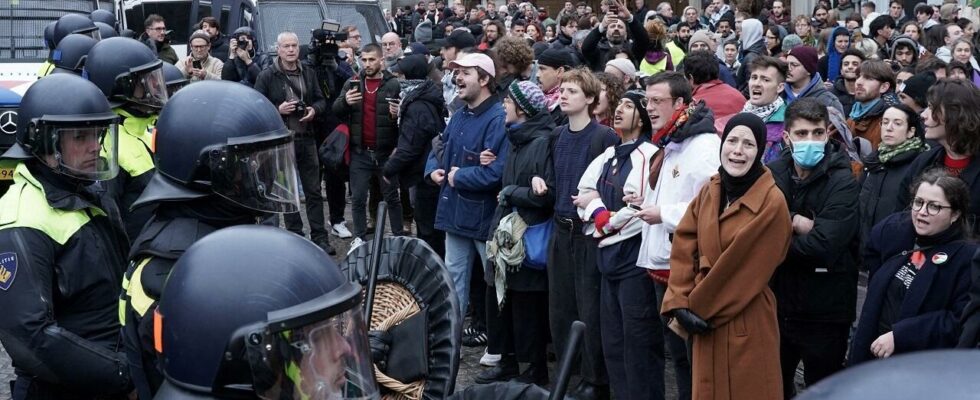 dozens of arrests on the sidelines of a banned pro Palestine