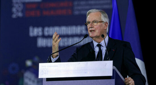 faced with angry mayors Prime Minister Michel Barnier tries to