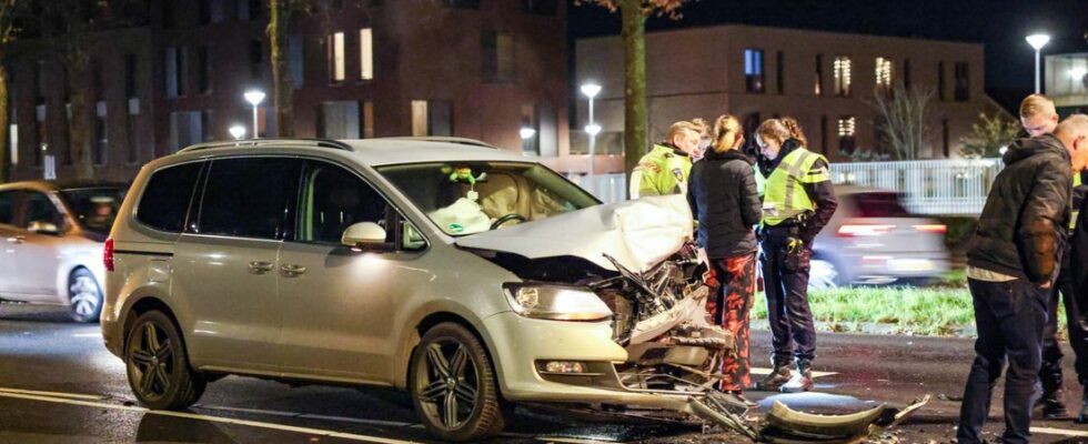 112 news Chain collision Hogeweg Amersfoort Car continues driving