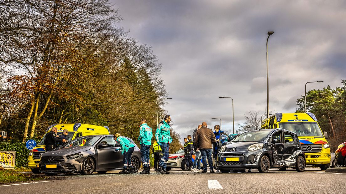 1733412453 800 112 news Chain collision Hogeweg Amersfoort Car continues driving