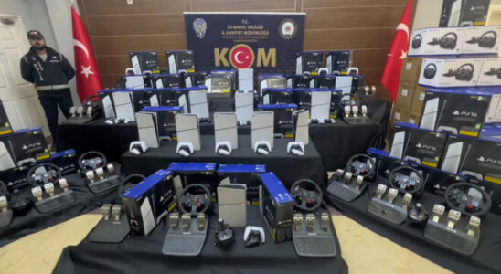 3500 illegal game consoles were seized in Istanbul