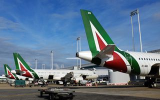 Alitalia unions Sign agreement on revocation of layoffs on 8