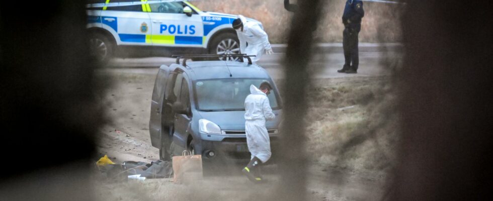 An arrested suspect for murder in Fjaras