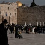 Ben Gvir on the Temple Mount praying for victory