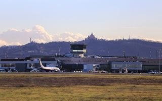 Bologna Airport 28 million euros of undeclared currency intercepted in