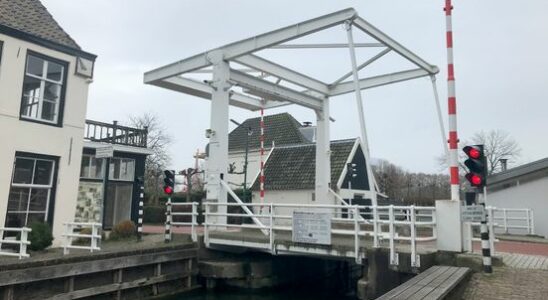 Bridge keepers return Utrecht bridges will be manually operated from