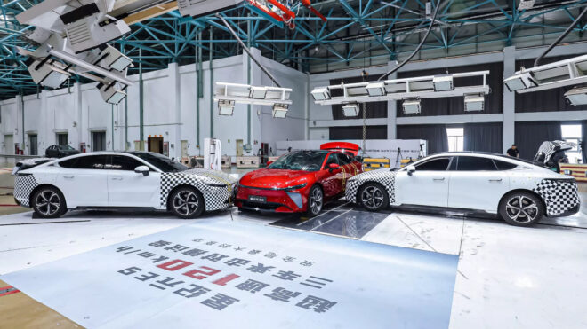 Chery conducted a triple crash test with its electric vehicles