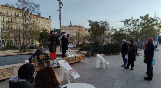 During the trial in rue dAubagne street criers informed the