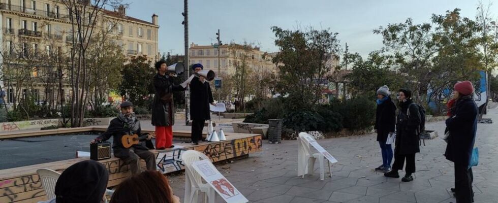 During the trial in rue dAubagne street criers informed the