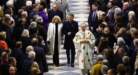 First mass at Notre Dame a ceremony in the presence of