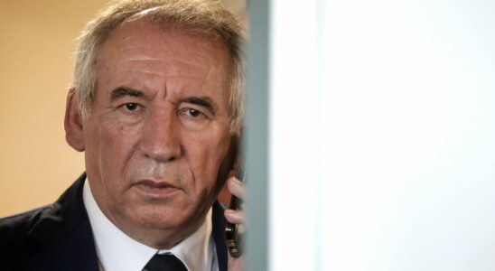 Francois Bayrou prevented from seeing his daughter this very difficult