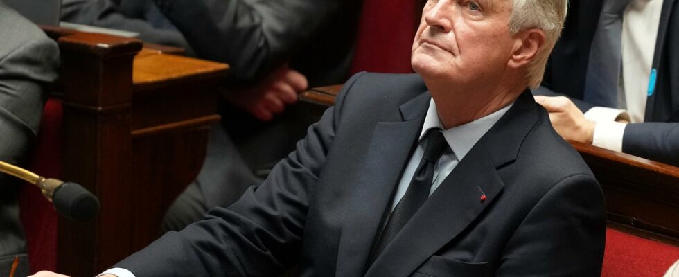 French government risks falling after budget row