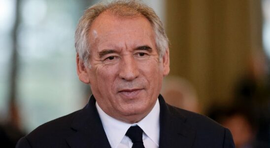 From debt to Christmas for Francois Bayrou by Eric Chol