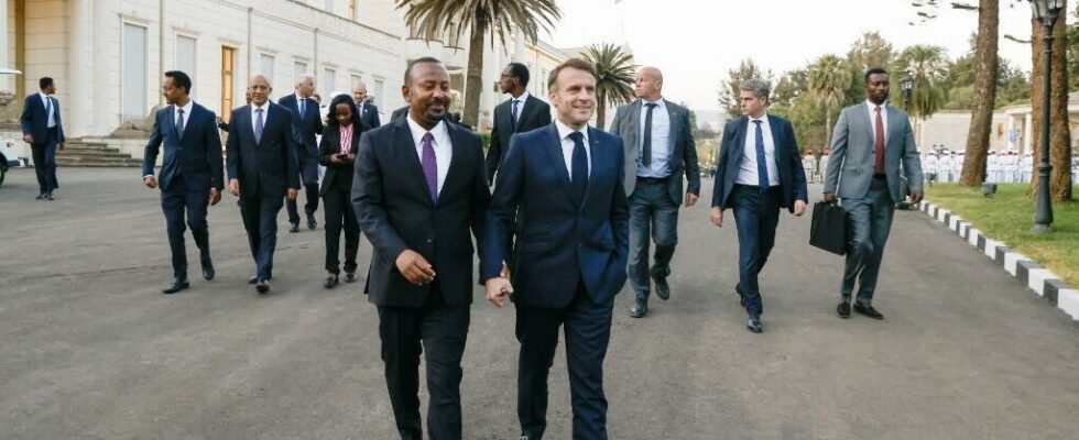 In Ethiopia Emmanuel Macron discusses regional issues and calls for