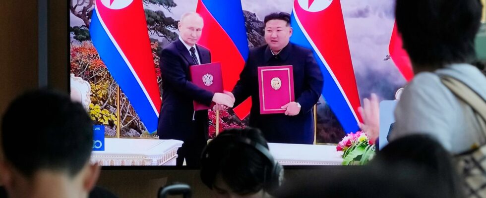 Kim Jong Un pays tribute to Putin Dearest friend