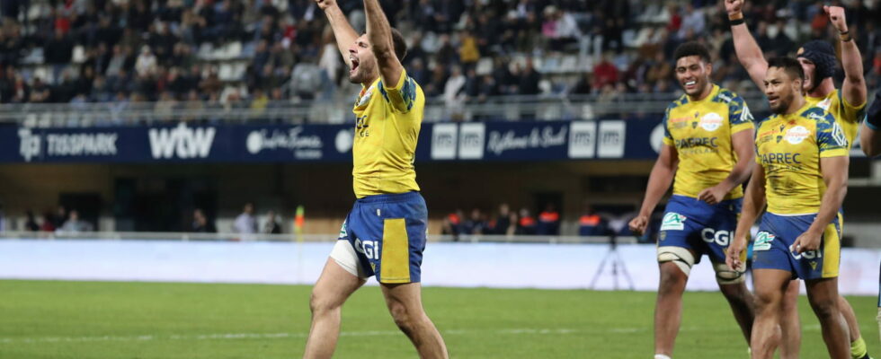 Leinster Clermont facing the Irish monument the ASM wants