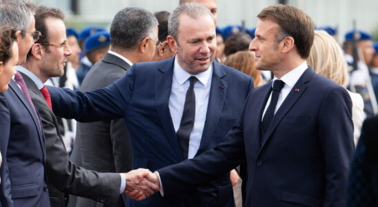 Macron consults a name already mentioned to replace Barnier