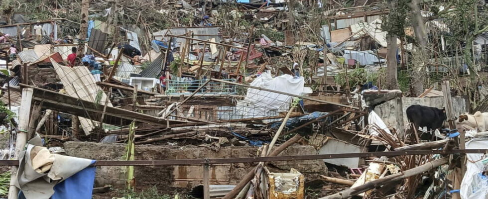 Mayotte destroyed by the passage of Cyclone Chido