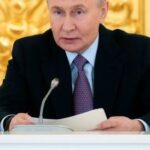 Putin drops demands for gas payment