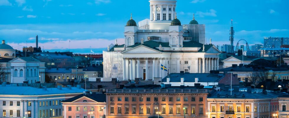 Russian parade ground seized in Helsinki