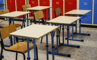 School teacher card no extension for temporary workers until June