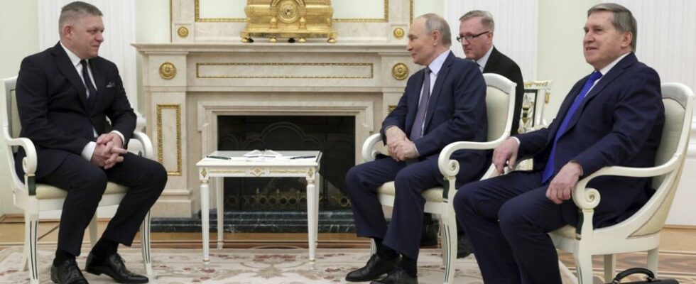 Slovak Prime Minister Robert Fico received by Vladimir Putin to