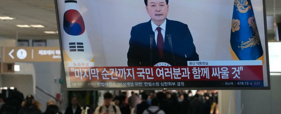 South Koreas president defends martial law