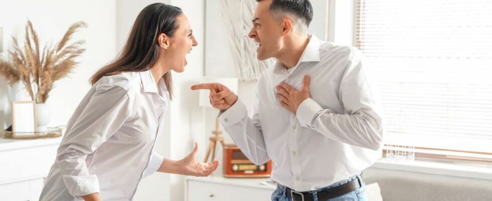 This is how narcissists react in their relationship to emotional