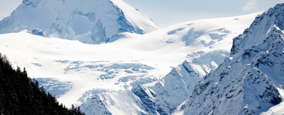 Warning for avalanches in the Alps after several accidents