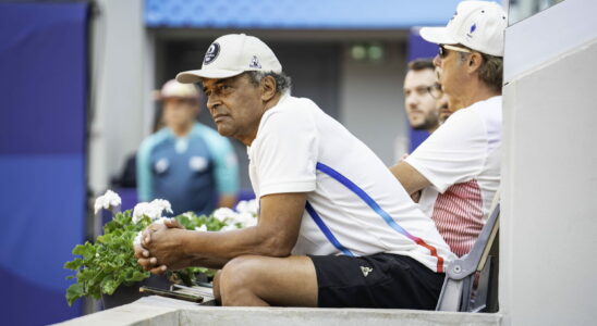 Yannick Noah returns to service as a coach and will