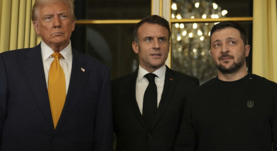 Zelensky and Trump at the Elysee around Macron