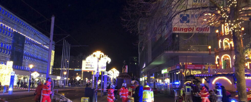 a car crashes into a Christmas market at least eleven