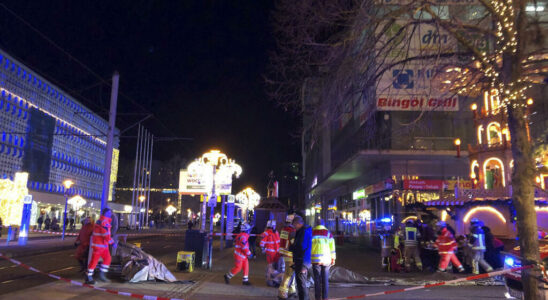 a vehicle hits the Christmas market in Magdeburg dead and