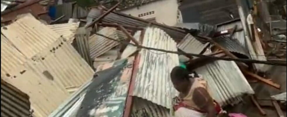 a very heavy toll in Mayotte and a devastated archipelago