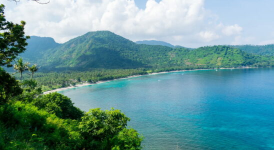 explore Lombok