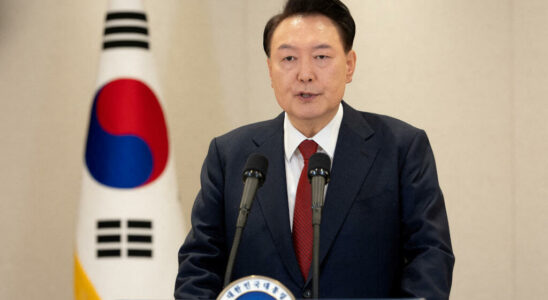 investigators seek arrest warrant for ousted President Yoon