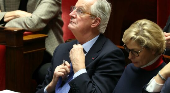 the Barnier government falls after an electric session in the