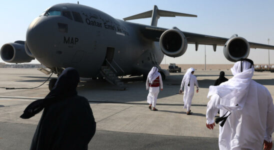 the European Union announces a humanitarian airlift via Turkey