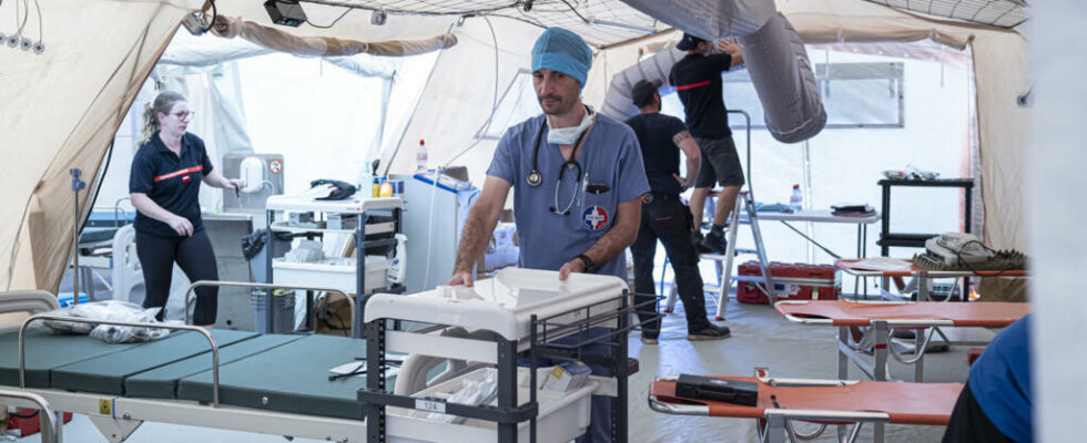 the field hospital treated more than 500 patients in 36