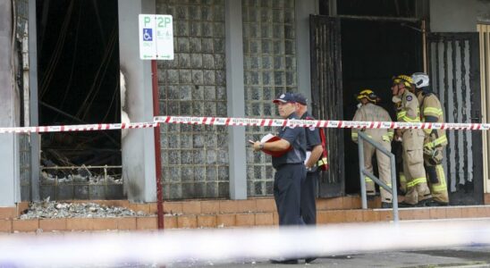 two people wanted after arson at Melbourne synagogue