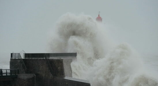 A red vigilance department for floods the detailed forecasts